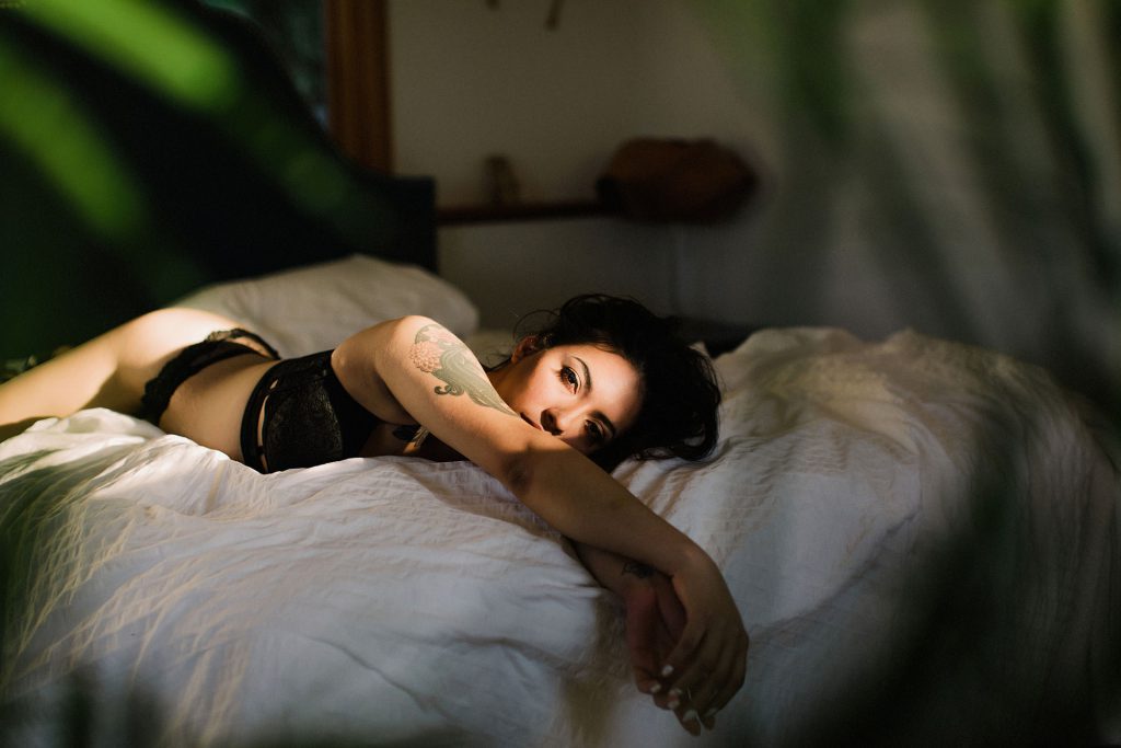 What to bring to your boudoir photo shoot Bay Area Boudoir Photographer photo